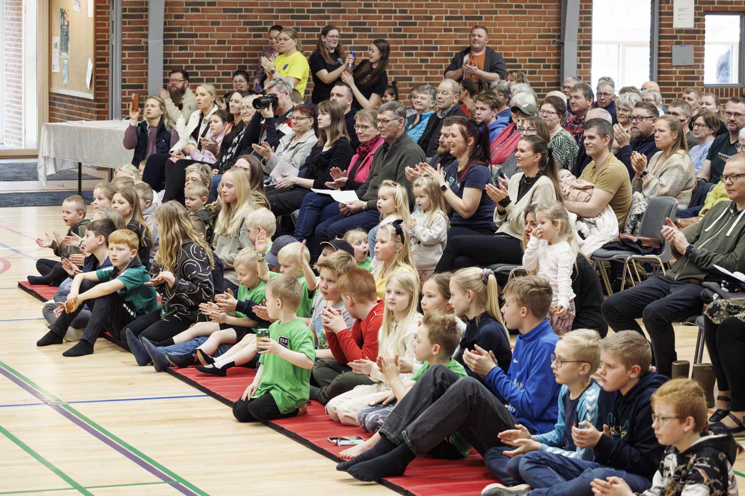 TIF_gymnastikopvisning2024_0398_Spring1