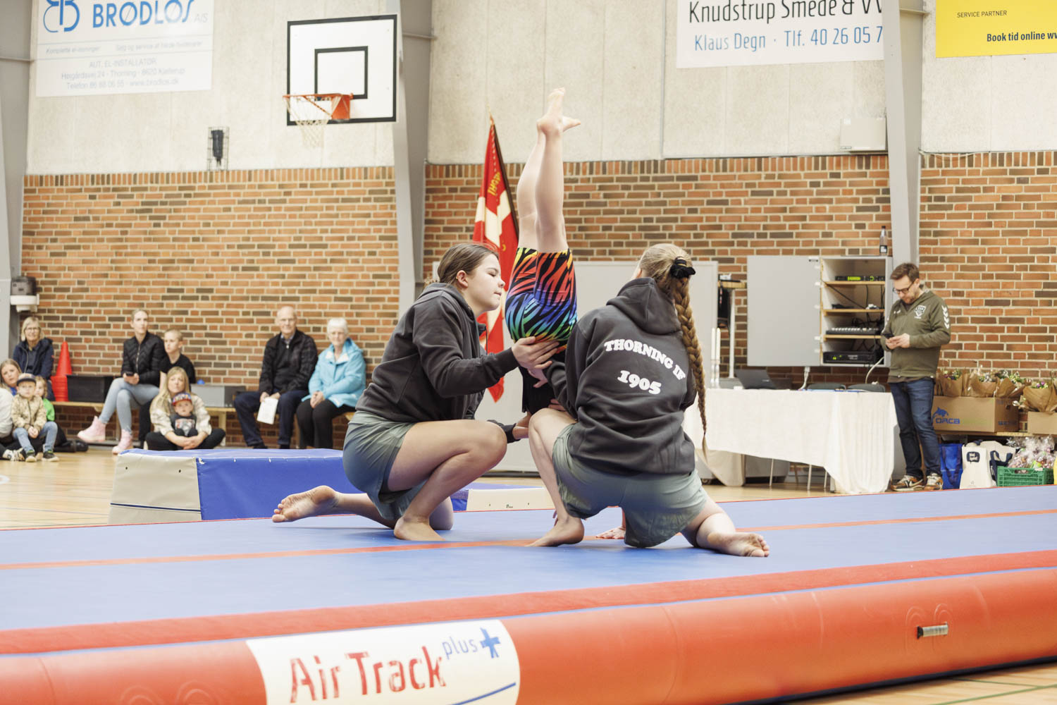 TIF_gymnastikopvisning2024_0438_Spring1