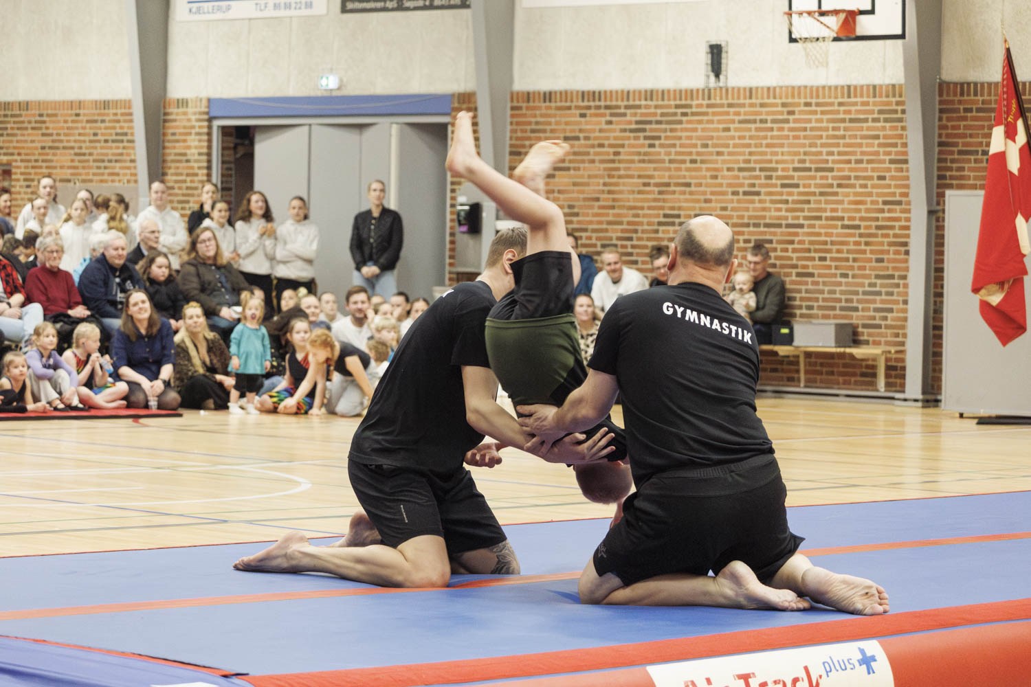 TIF_gymnastikopvisning2024_0870_Spring2