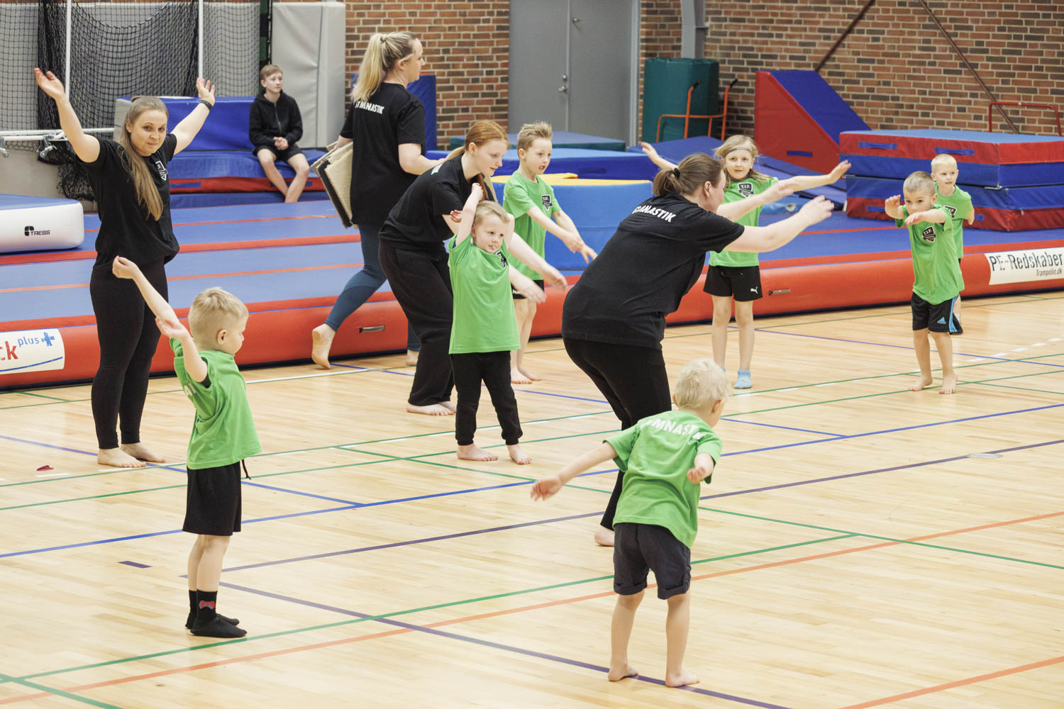 TIF_gymnastikopvisning2024_1029_krudtuglerne