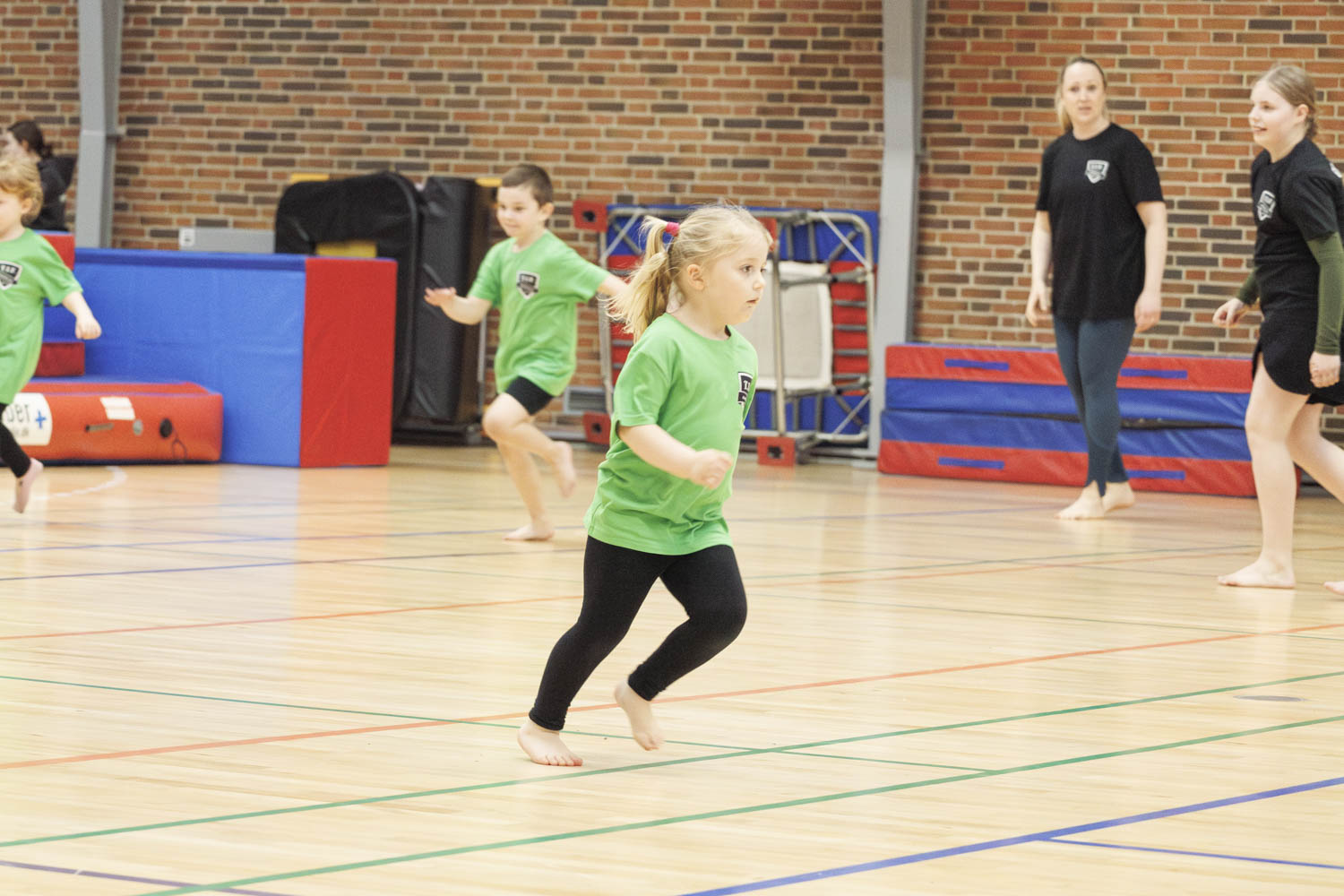 TIF_gymnastikopvisning2024_1034_krudtuglerne