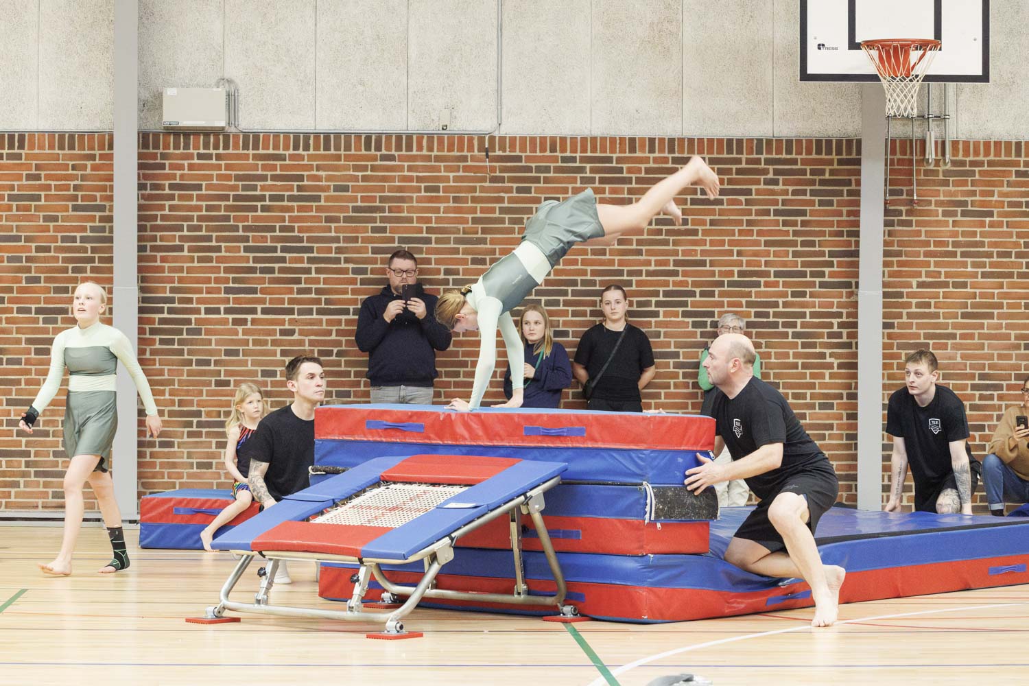 TIF_gymnastikopvisning2024_1627_Spring3