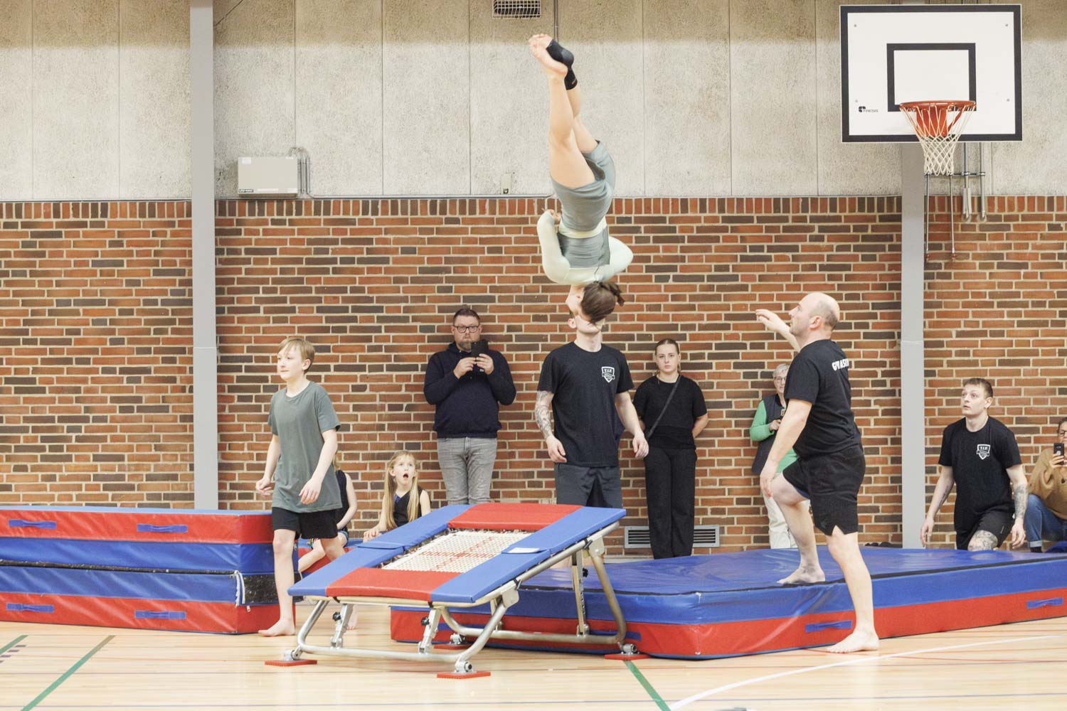 TIF_gymnastikopvisning2024_1636_Spring3